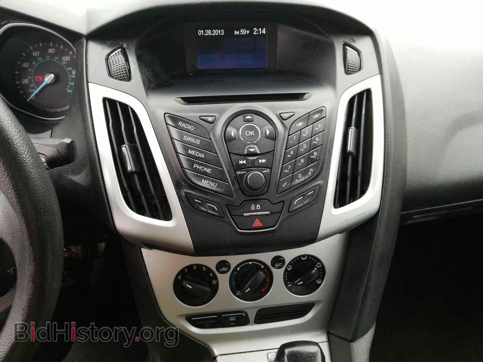 2013 Ford Focus - VIN: 1FADP3F27DL261398 - Фото 4