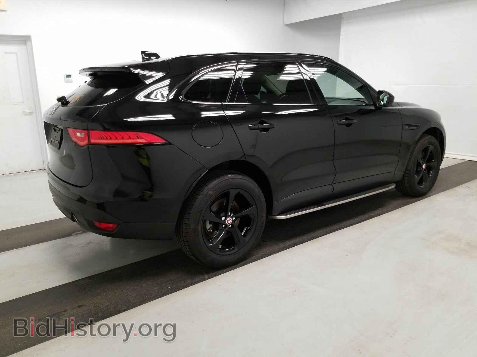 2017 Jaguar F-PACE - VIN: SADCJ2BV5HA098158 - Фото 4