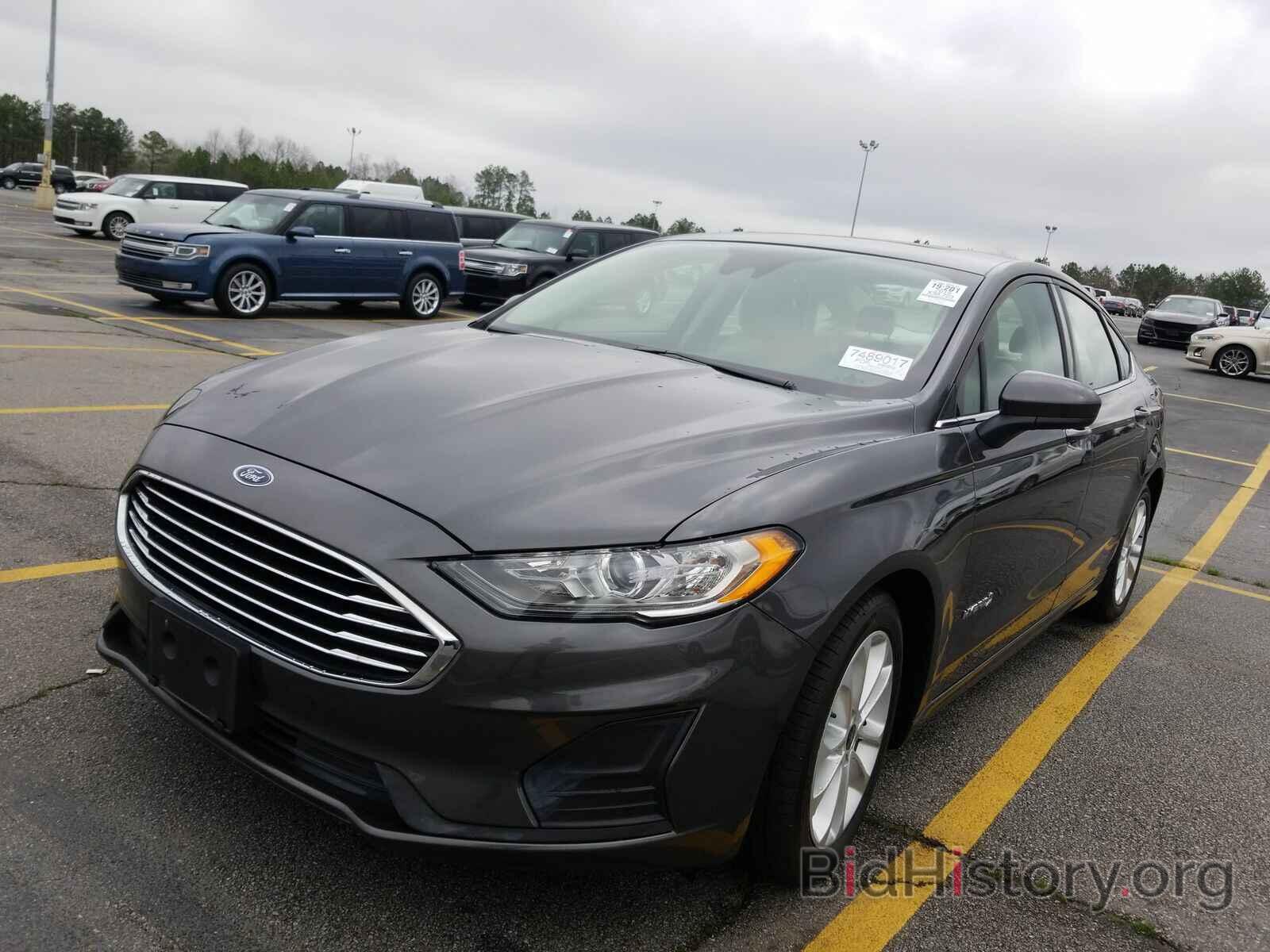 Photo 3FA6P0LU3KR207396 - Ford Fusion Hybrid 2019