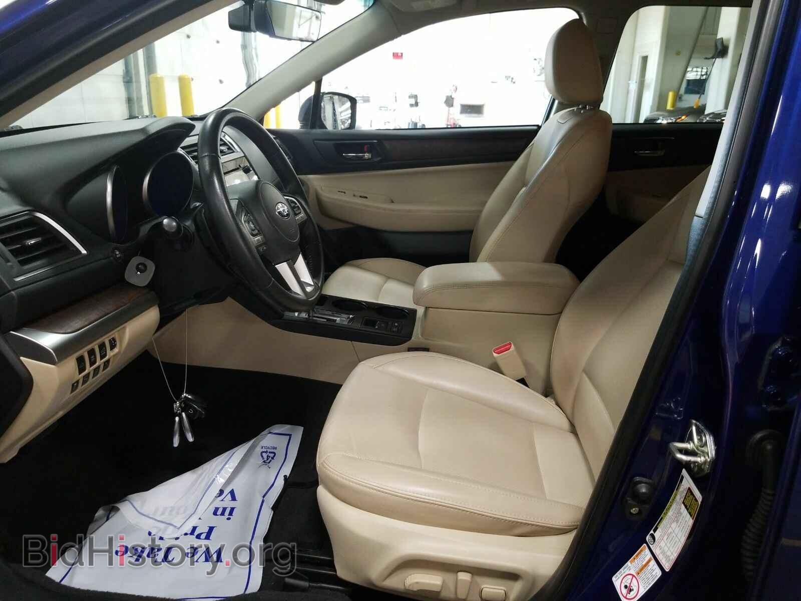 2017 Subaru Outback - VIN: 4S4BSANC9H3349305 - Фото 3