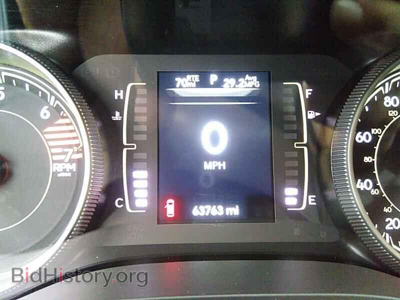 2019 Jeep Cherokee - VIN: 1C4PJLLB2KD151721 - Фото 5