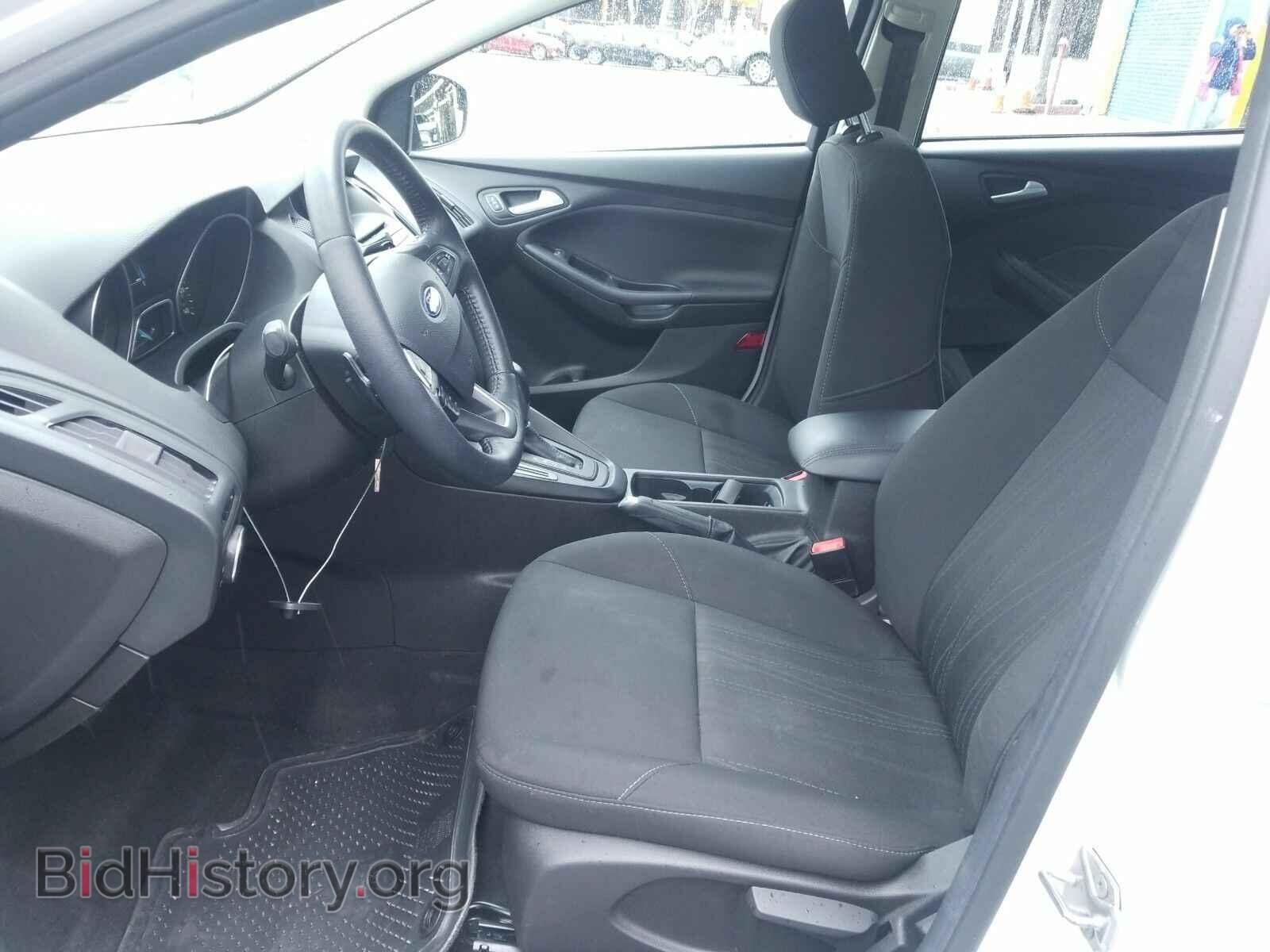 2016 Ford Focus - VIN: 1FADP3F26GL399244 - Фото 3