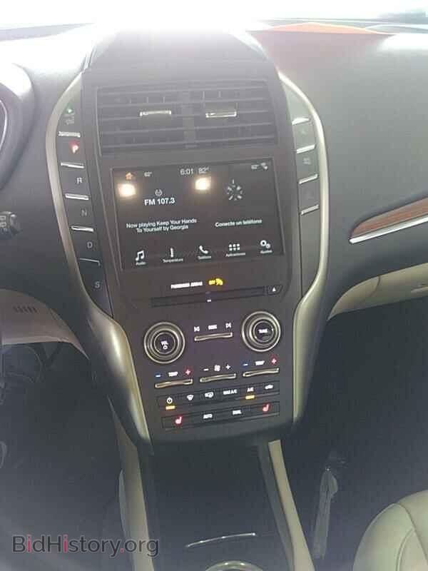 2017 Lincoln MKC - VIN: 5LMCJ2C92HUL32793 - Фото 4