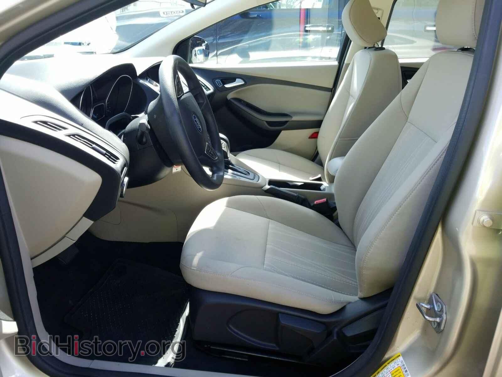 2017 Ford Focus - VIN: 1FADP3F27HL230805 - Фото 3