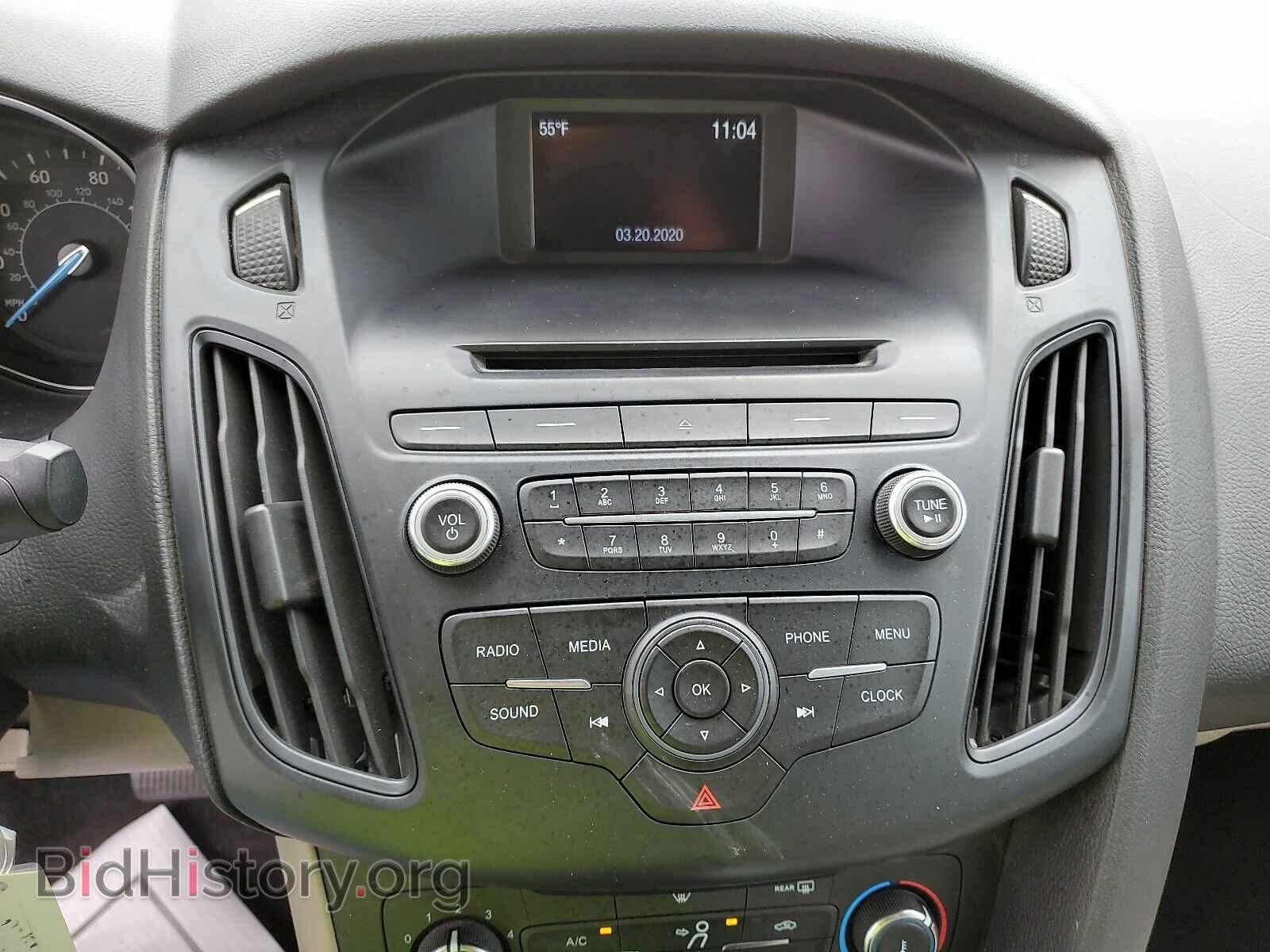 2015 Ford Focus - VIN: 1FADP3F28FL256603 - Фото 4