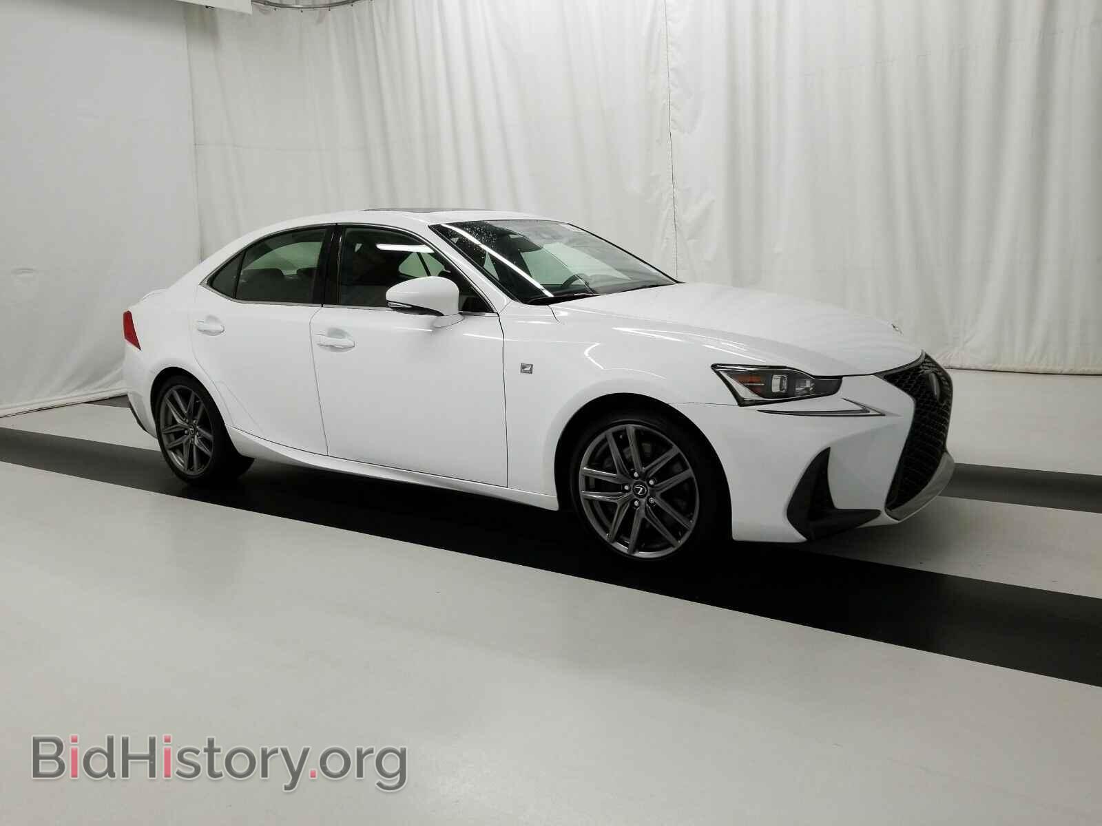 2017 Lexus IS - VIN: JTHCM1D25H5019093 - Фото 3