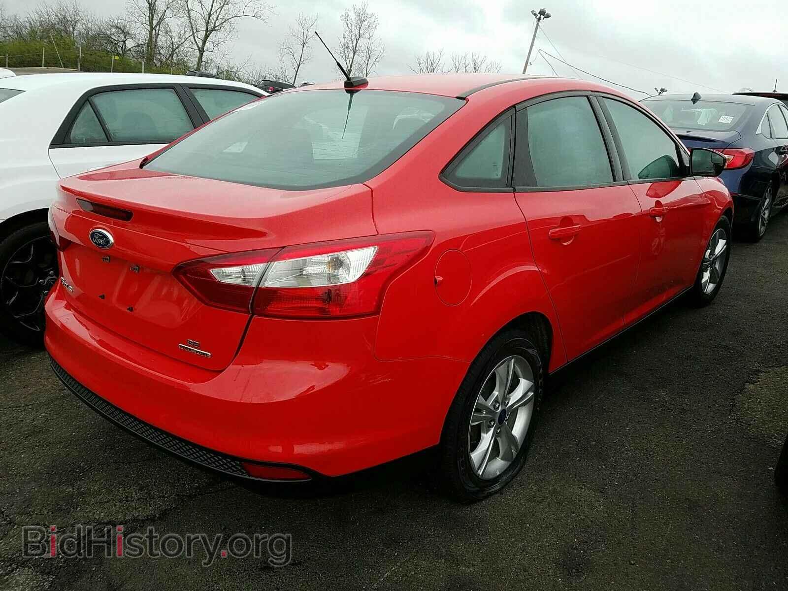 2013 Ford Focus - VIN: 1FADP3F24DL343640 - Photo 2
