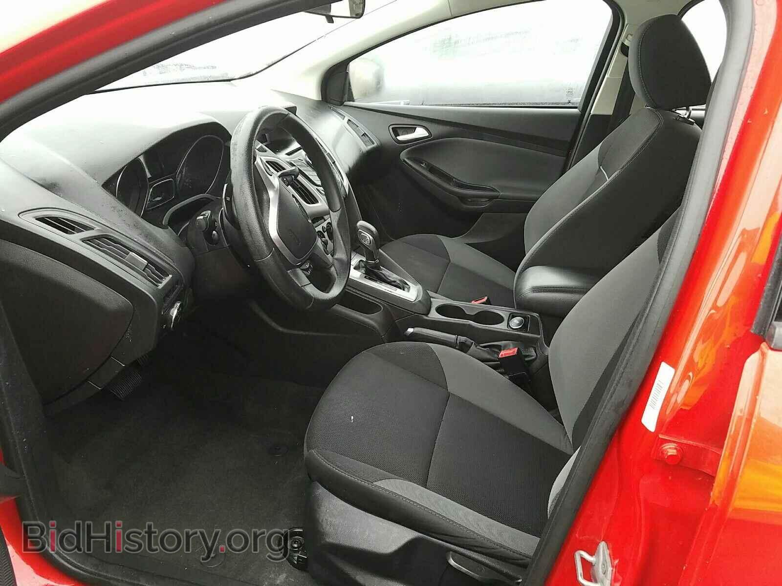 2013 Ford Focus - VIN: 1FADP3F24DL343640 - Photo 3