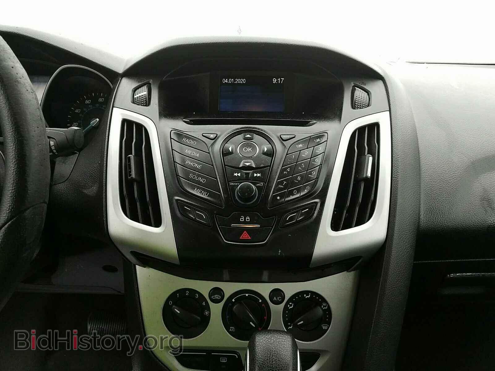 2013 Ford Focus - VIN: 1FADP3F24DL343640 - Photo 4