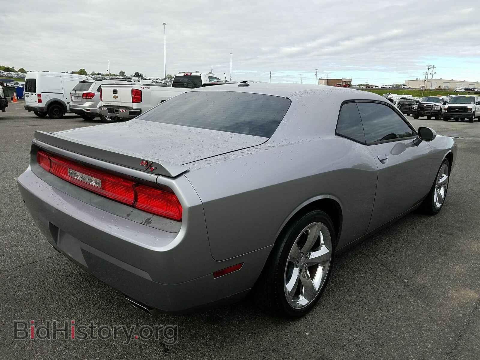 2011 Dodge Challenger - VIN: 2B3CJ5DT5BH541055 - Фото 2