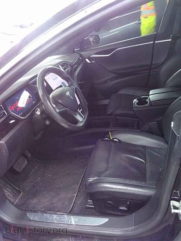 2016 Tesla Model S - VIN: 5YJSA1E24GF177135 - Photo 3