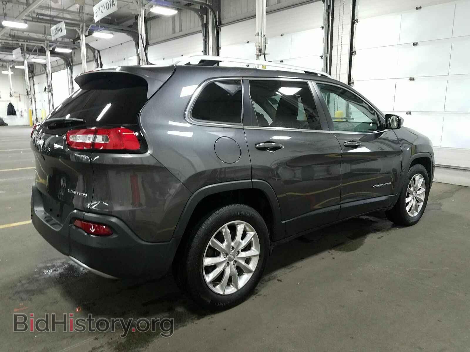 2017 Jeep Cherokee - VIN: 1C4PJMDB1HW563694 - Фото 2