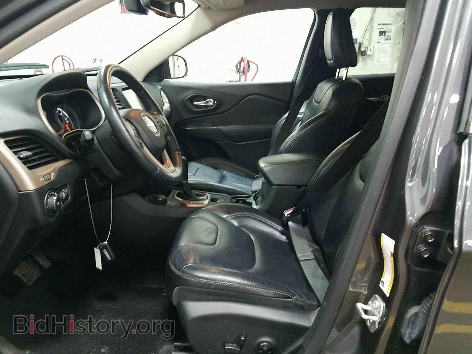 2017 Jeep Cherokee - VIN: 1C4PJMDB1HW563694 - Фото 3