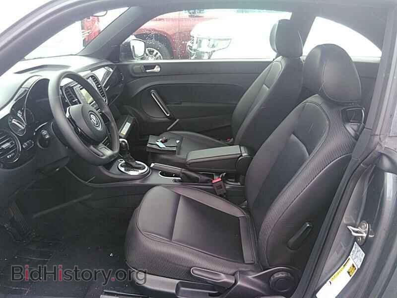 2017 Volkswagen Beetle - VIN: 3VWF17AT2HM618676 - Фото 3