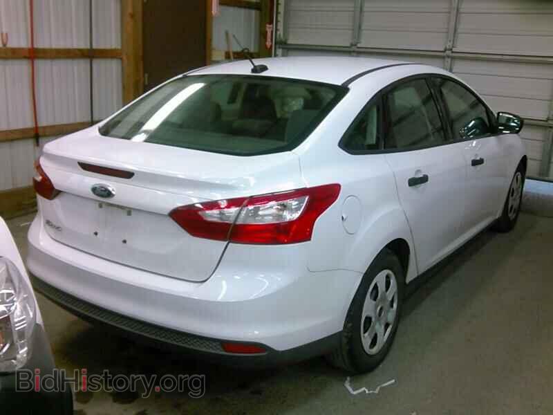 2013 Ford Focus - VIN: 1FADP3E25DL153783 - Photo 2