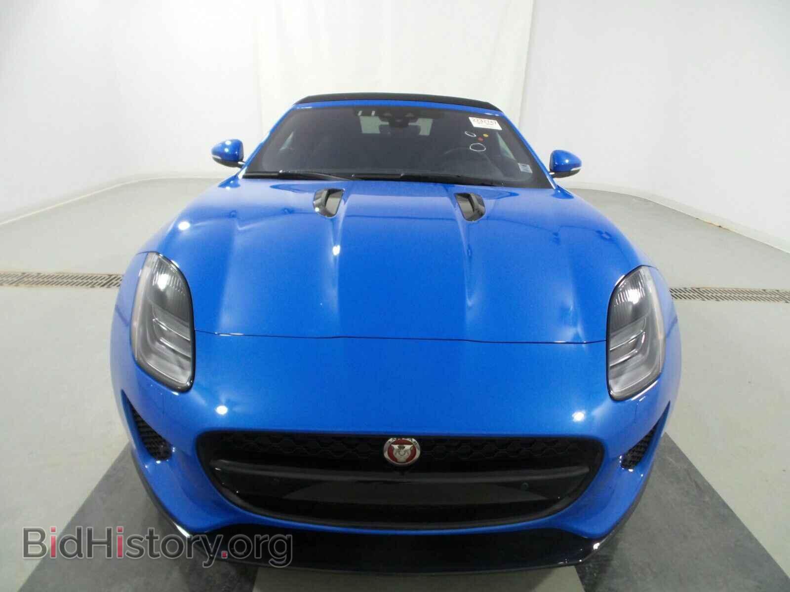 2018 Jaguar F-TYPE - VIN: SAJDD5EV5JCK52237 - Фото 2