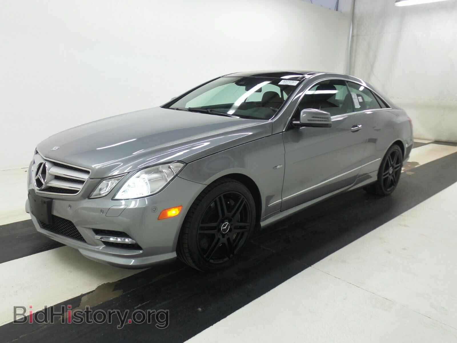 Photo WDDKJ7DB5CF151210 - Mercedes-Benz E-Class 2012
