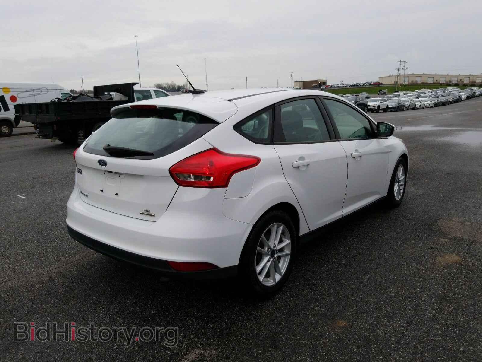 2015 Ford Focus - VIN: 1FADP3K23FL223935 - Фото 2