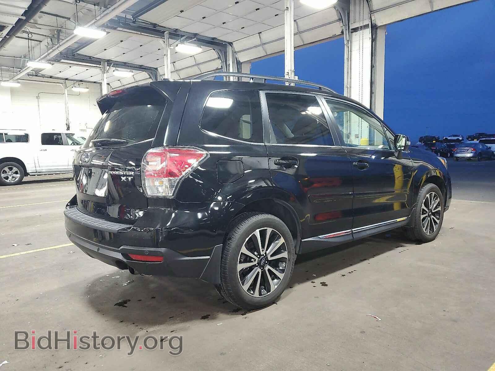 2017 Subaru Forester - VIN: JF2SJGWC6HH562080 - Фото 2