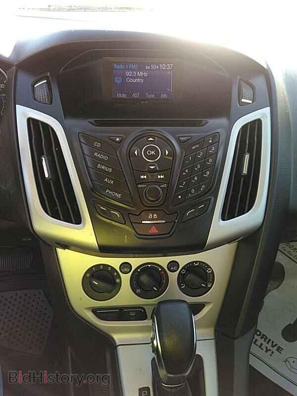 2013 Ford Focus - VIN: 1FADP3K22DL143295 - Photo 4