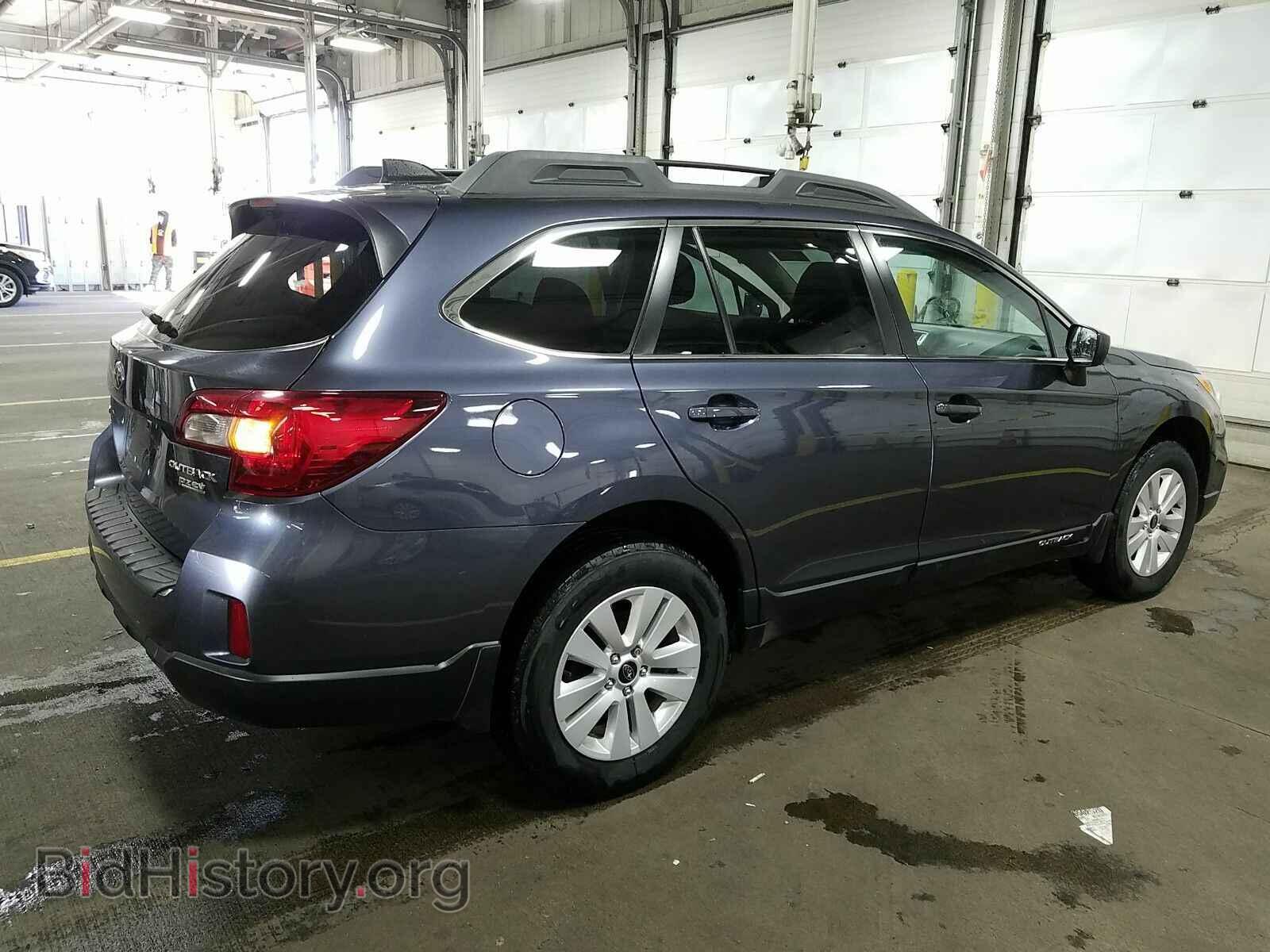 2017 Subaru Outback - VIN: 4S4BSADC3H3363752 - Фото 2