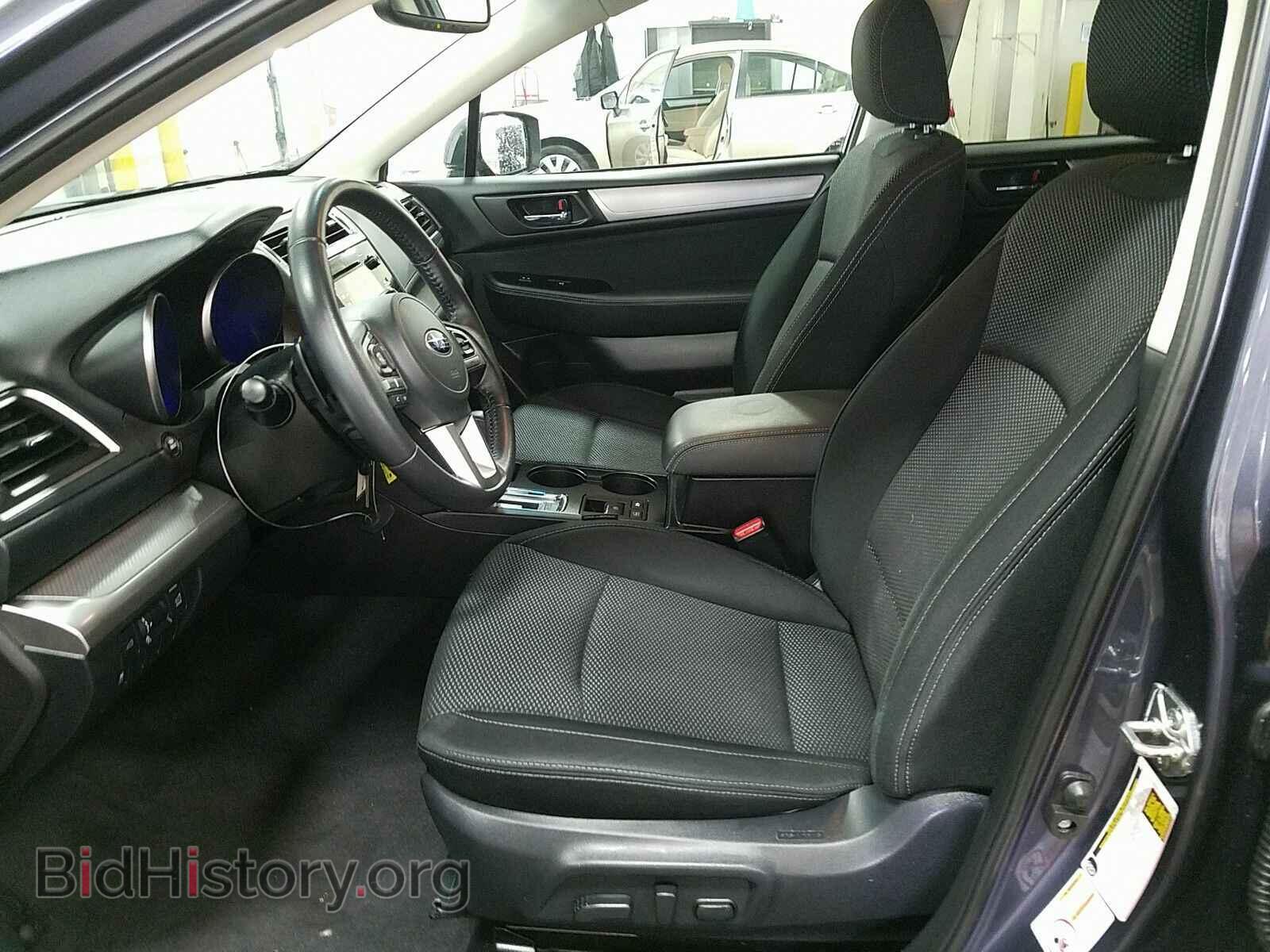 2017 Subaru Outback - VIN: 4S4BSADC3H3363752 - Фото 3
