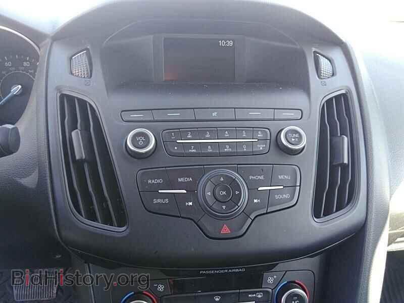 2018 Ford Focus - VIN: 1FADP3FE3JL270184 - Фото 4