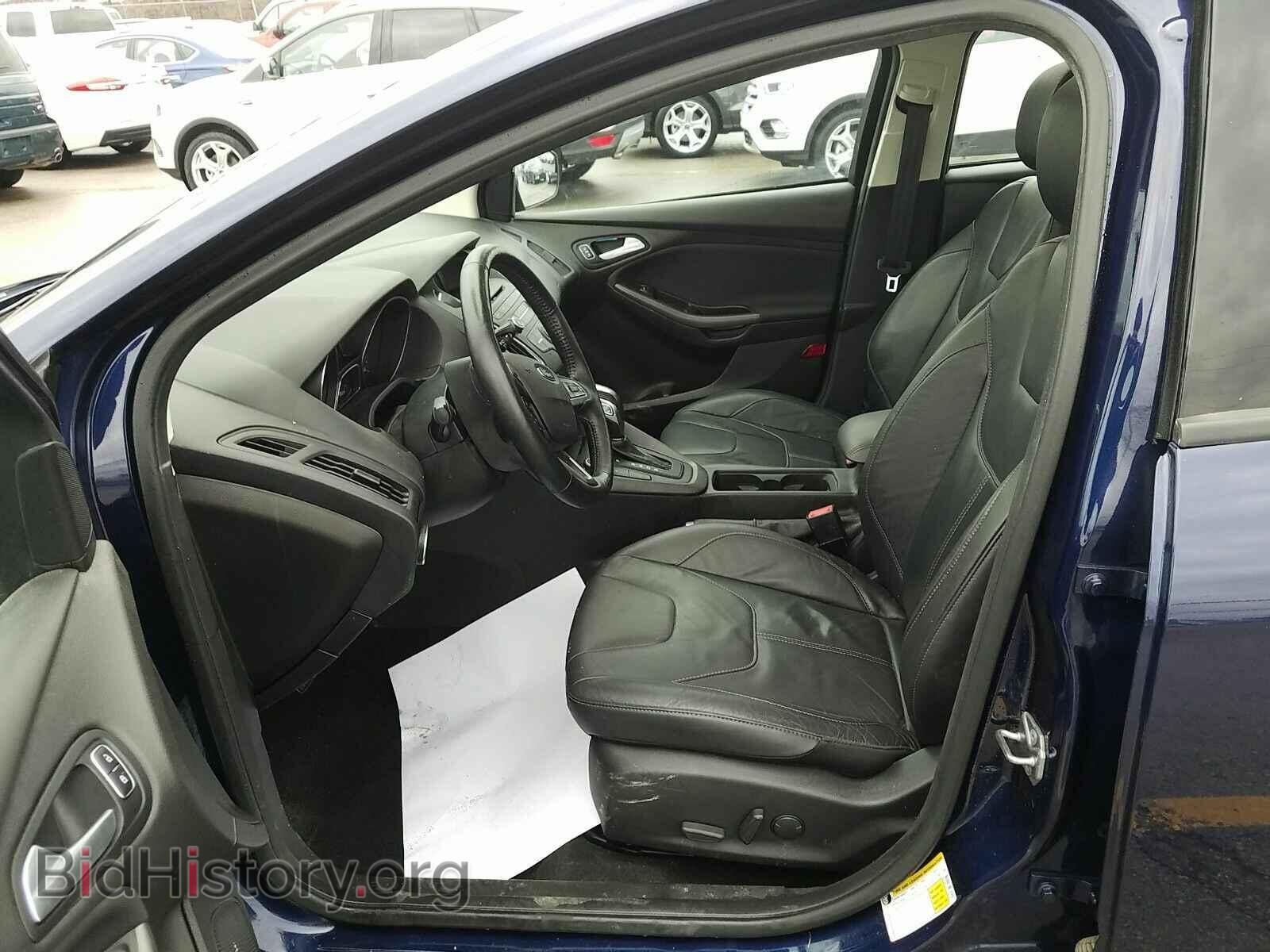 2016 Ford Focus - VIN: 1FADP3K25GL336769 - Photo 3