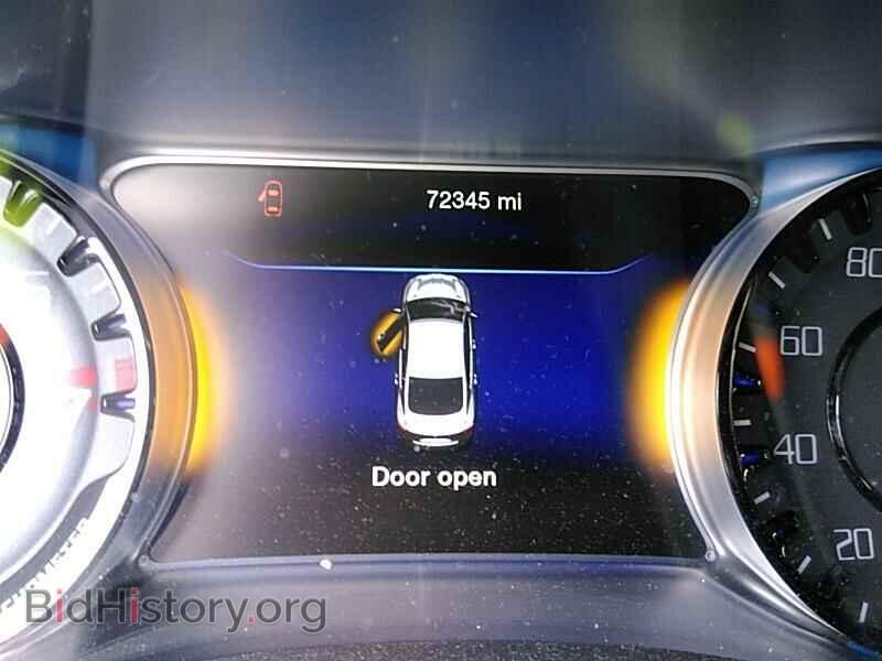 2016 Chrysler 200 - VIN: 1C3CCCDG1GN151637 - Фото 5