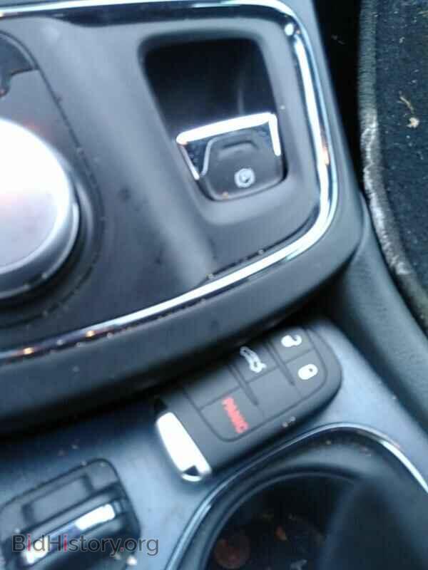 2016 Chrysler 200 - VIN: 1C3CCCDG1GN151637 - Фото 8