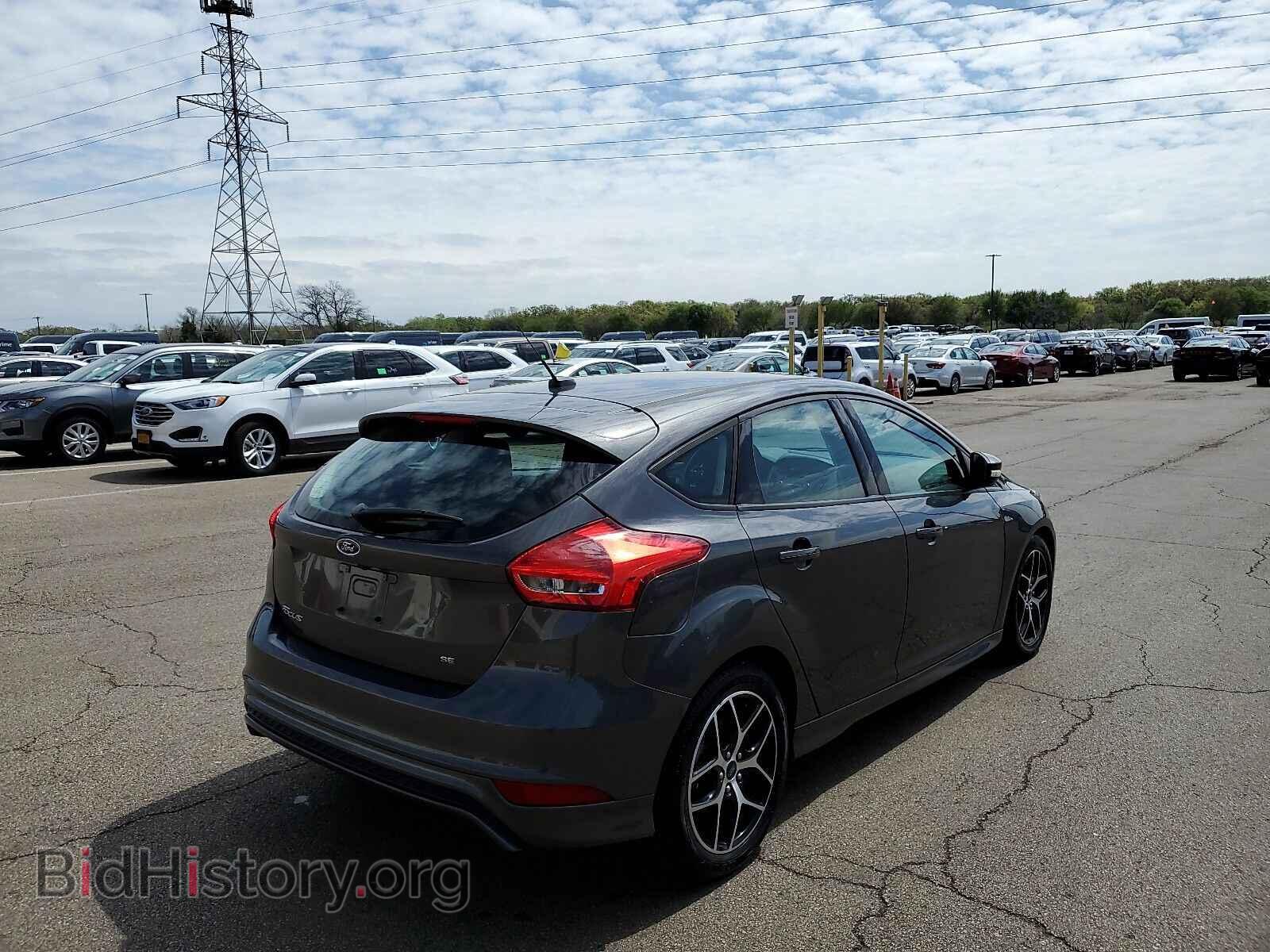 2016 Ford Focus - VIN: 1FADP3K22GL293816 - Фото 2