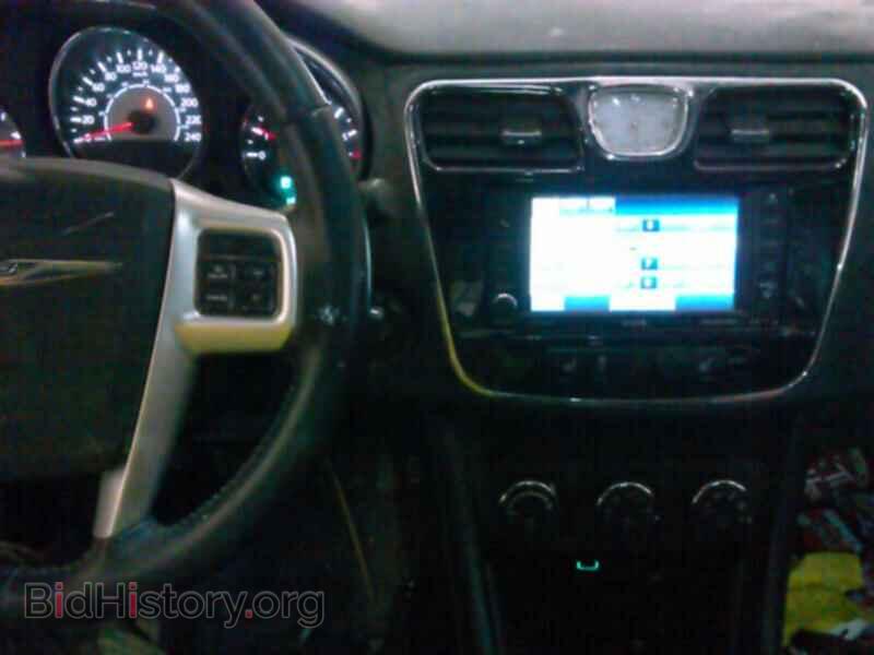 2012 Chrysler 200 - VIN: 1C3CCBCGXCN266548 - Фото 4