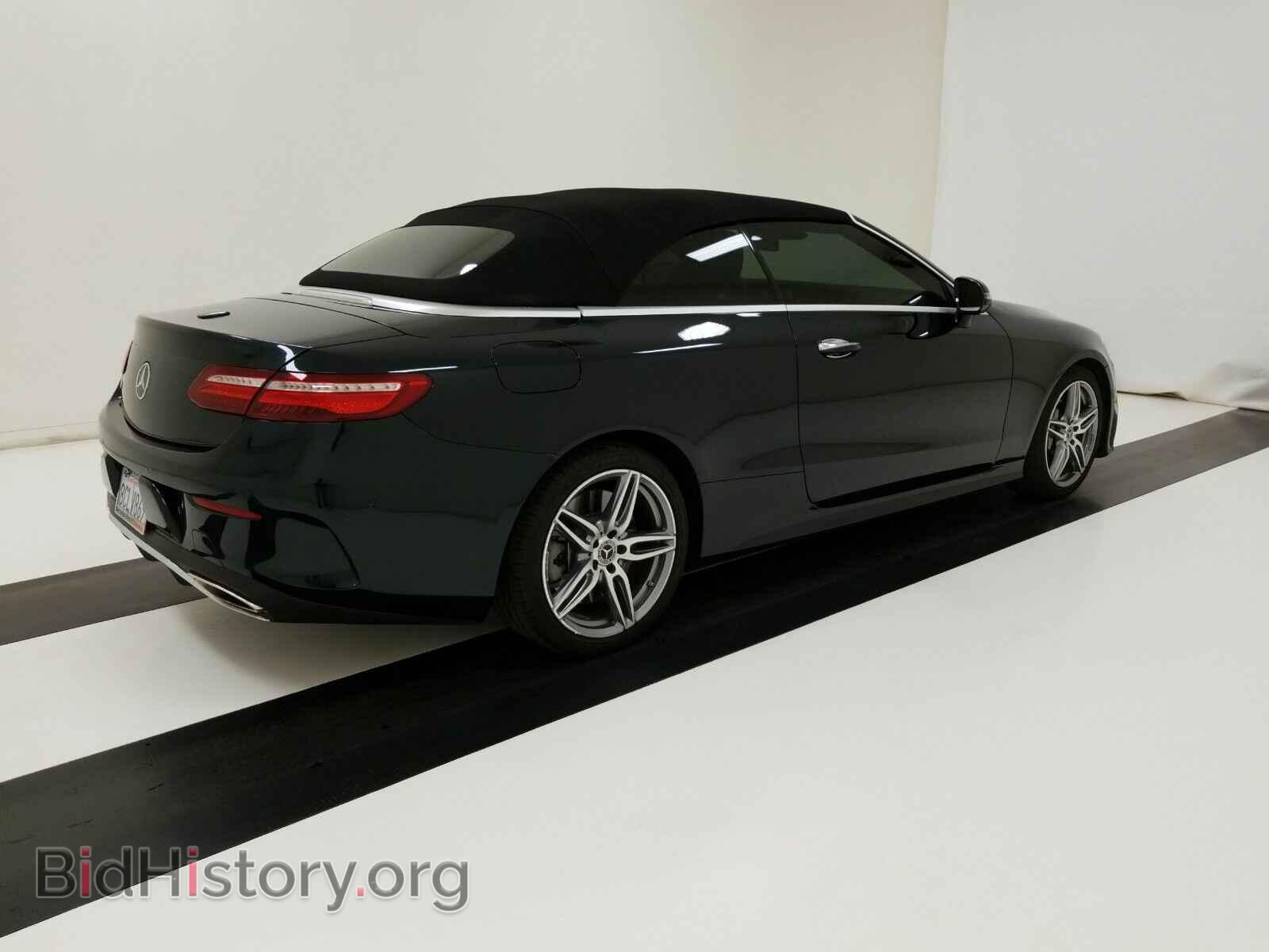 2018 Mercedes-Benz E-Class - VIN: WDD1K6FB0JF045230 - Фото 2