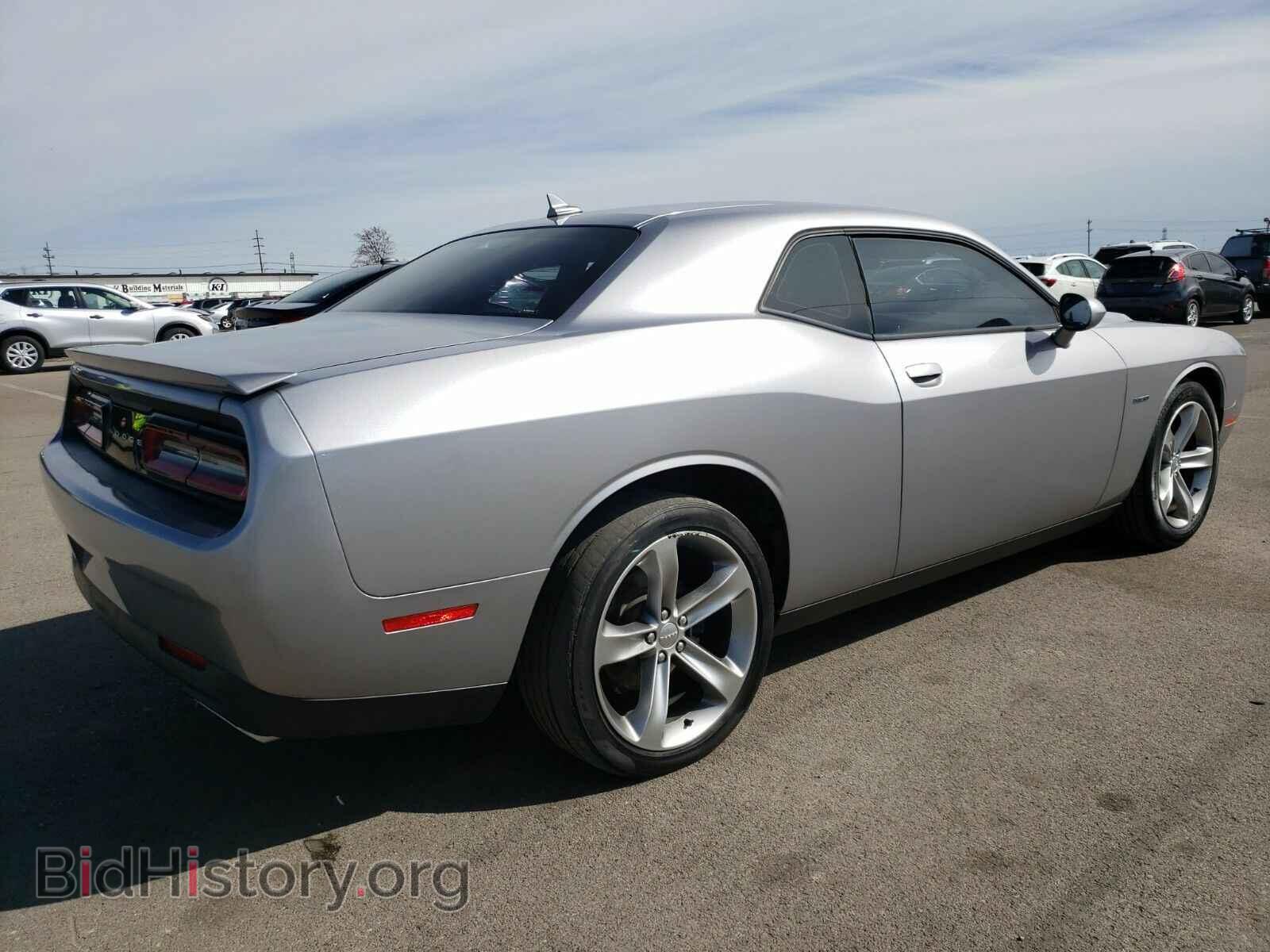 2015 Dodge Challenger - VIN: 2C3CDZAT2FH712145 - Фото 2