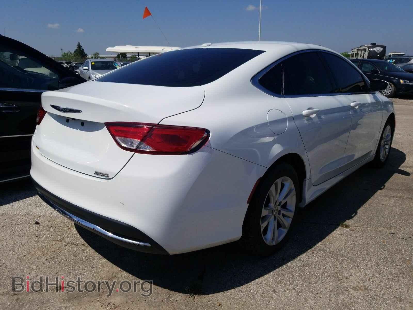 2016 Chrysler 200 - VIN: 1C3CCCAB5GN153352 - Фото 2