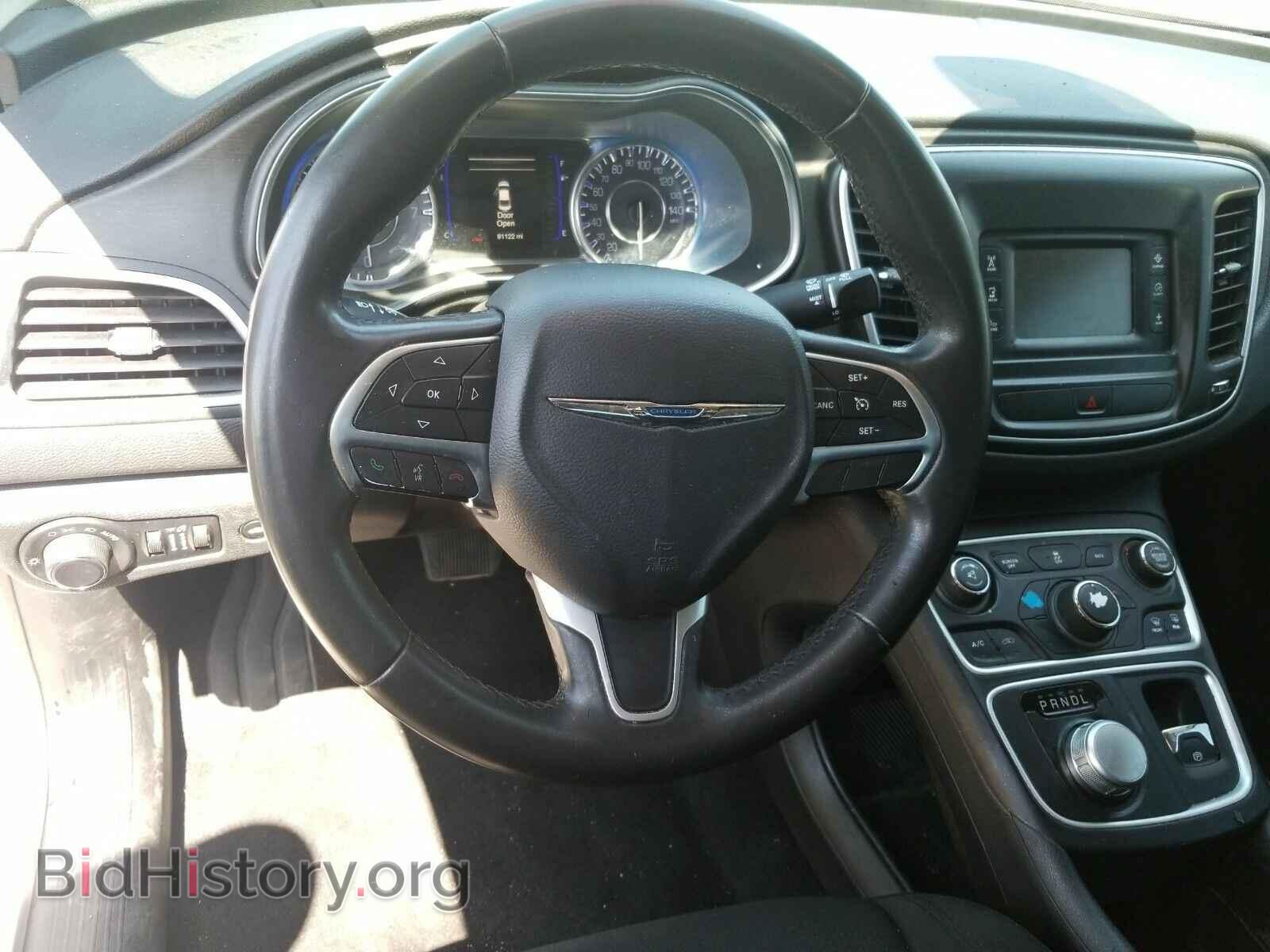 2016 Chrysler 200 - VIN: 1C3CCCAB5GN153352 - Фото 4