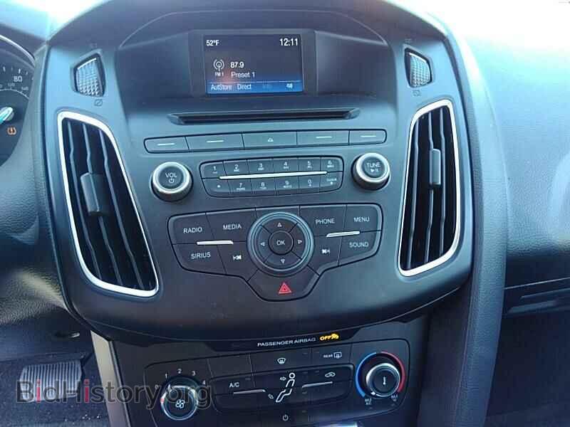 2015 Ford Focus - VIN: 1FADP3K29FL342685 - Photo 4