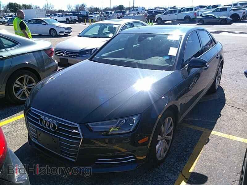 Photo WAUGMAF43HN045450 - Audi A4 2017