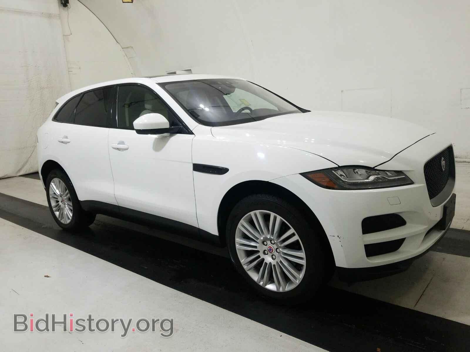 2017 Jaguar F-PACE - VIN: SADCK2BV0HA896631 - Фото 3