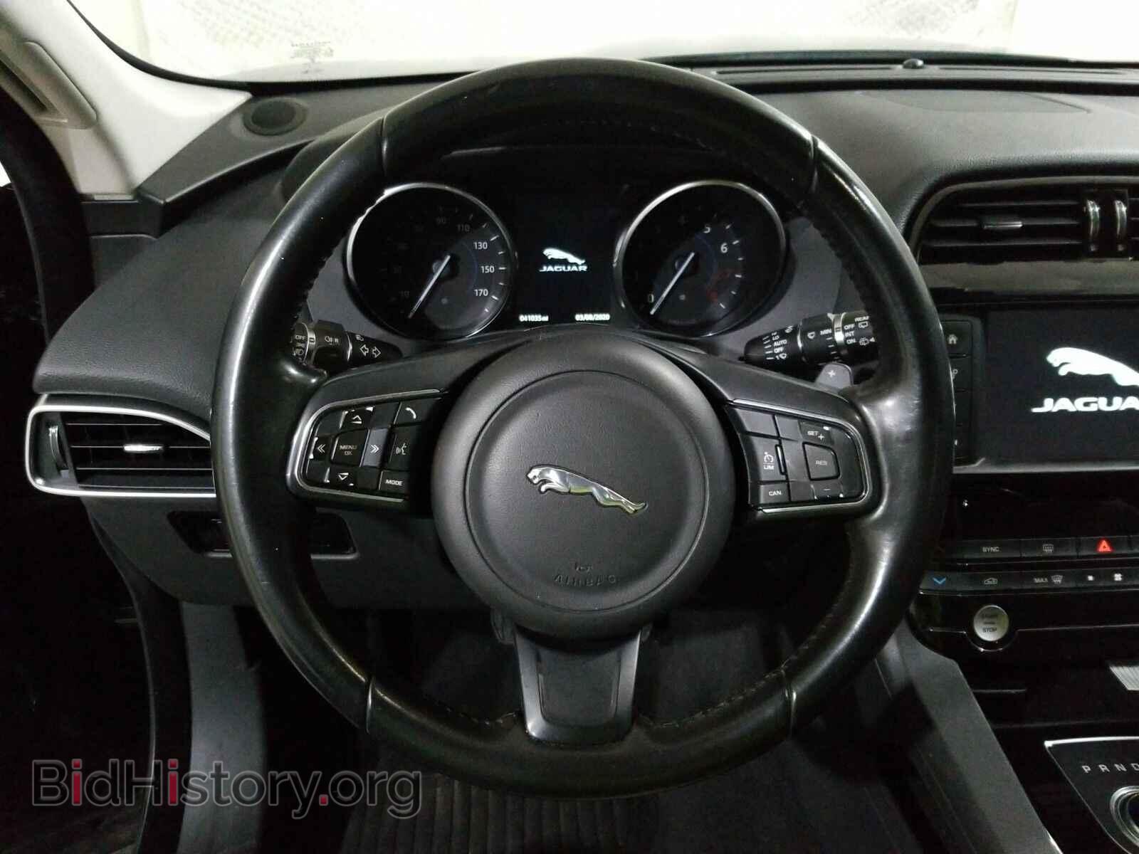 2017 Jaguar F-PACE - VIN: SADCJ2BV8HA087235 - Фото 10