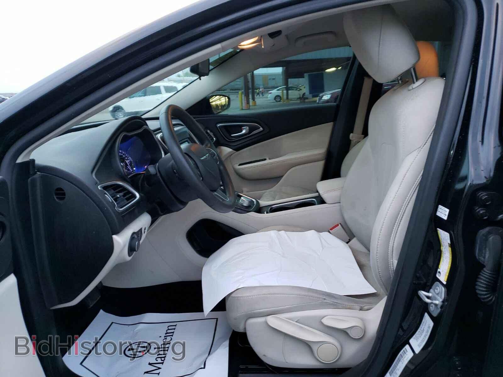 2016 Chrysler 200 - VIN: 1C3CCCAB0GN143473 - Photo 3