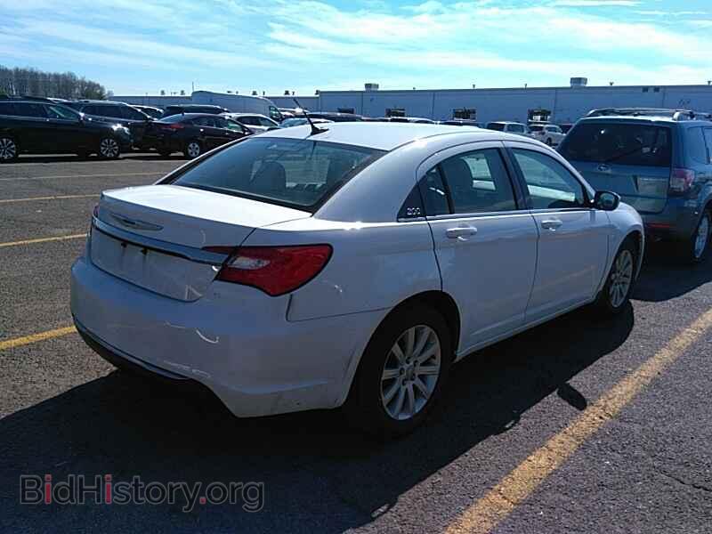 2011 Chrysler 200 - VIN: 1C3BC1FB6BN623678 - Фото 2