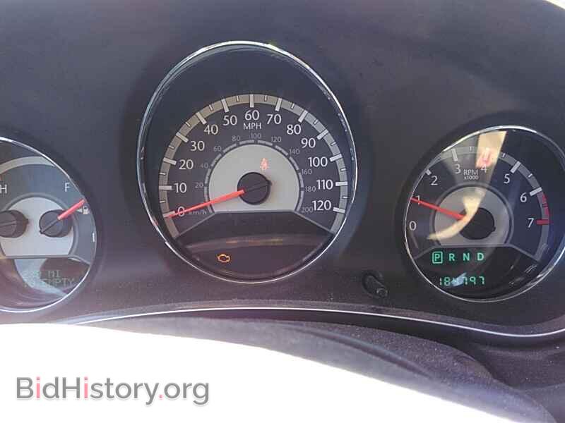 2011 Chrysler 200 - VIN: 1C3BC1FB6BN623678 - Фото 5