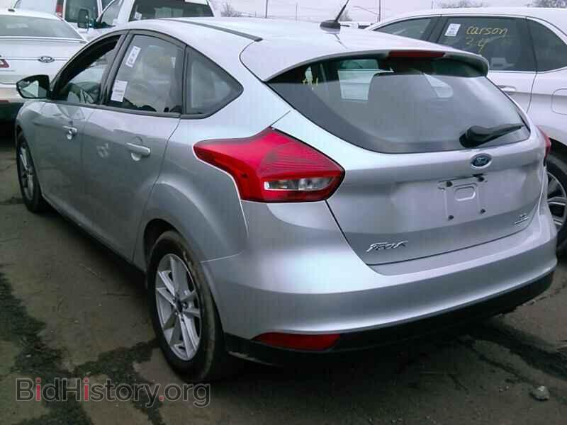 2016 Ford Focus - VIN: 1FADP3K25GL215031 - Photo 11