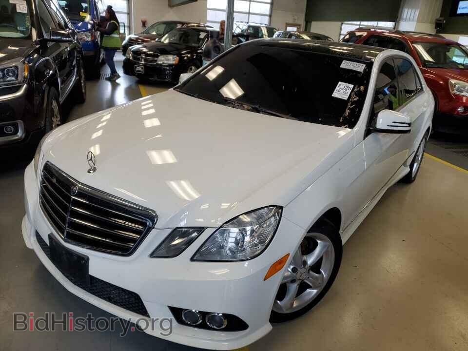 Photo WDDHF8HB1AA066158 - Mercedes-Benz E-Class 2010