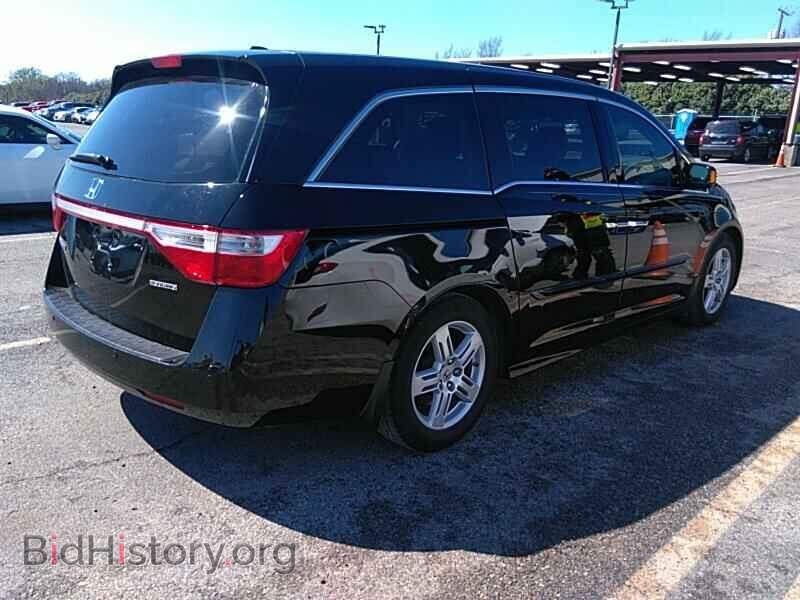 2013 Honda Odyssey - VIN: 5FNRL5H96DB045952 - Фото 2