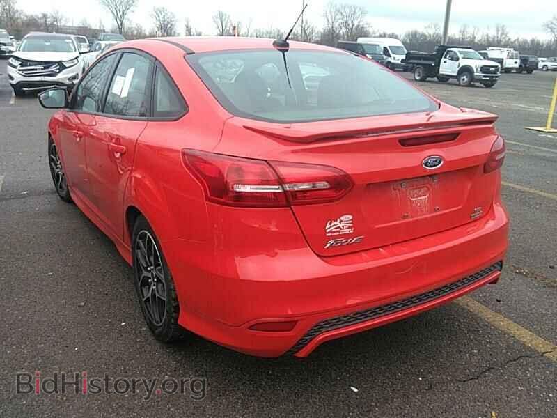 2015 Ford Focus - VIN: 1FADP3FE1FL363793 - Photo 8