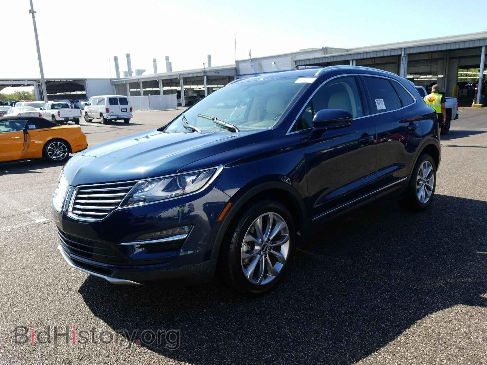 Фотография 5LMCJ2C99HUL40454 - Lincoln MKC 2017