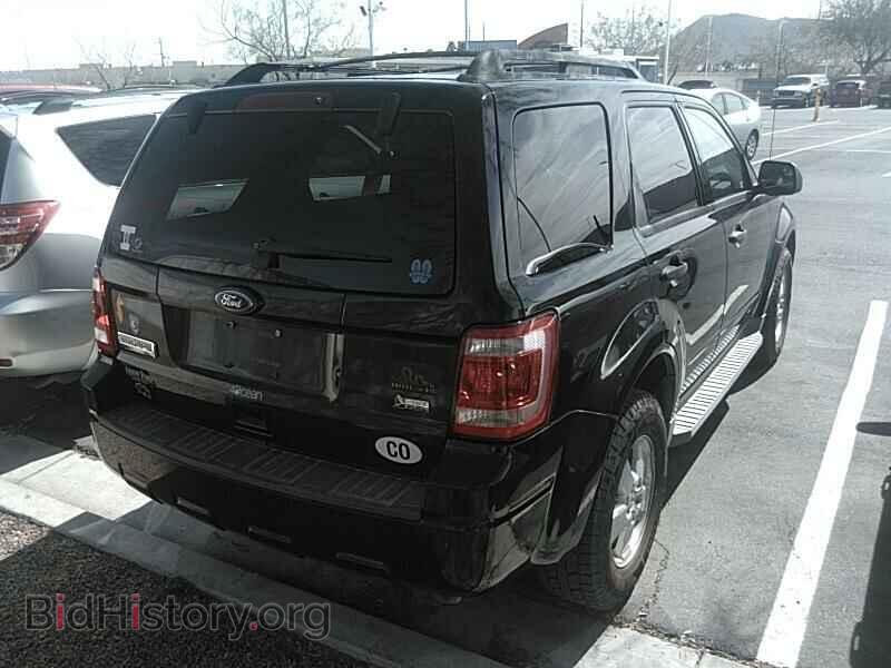2011 Ford Escape - VIN: 1FMCU9DG5BKA57200 - Фото 2