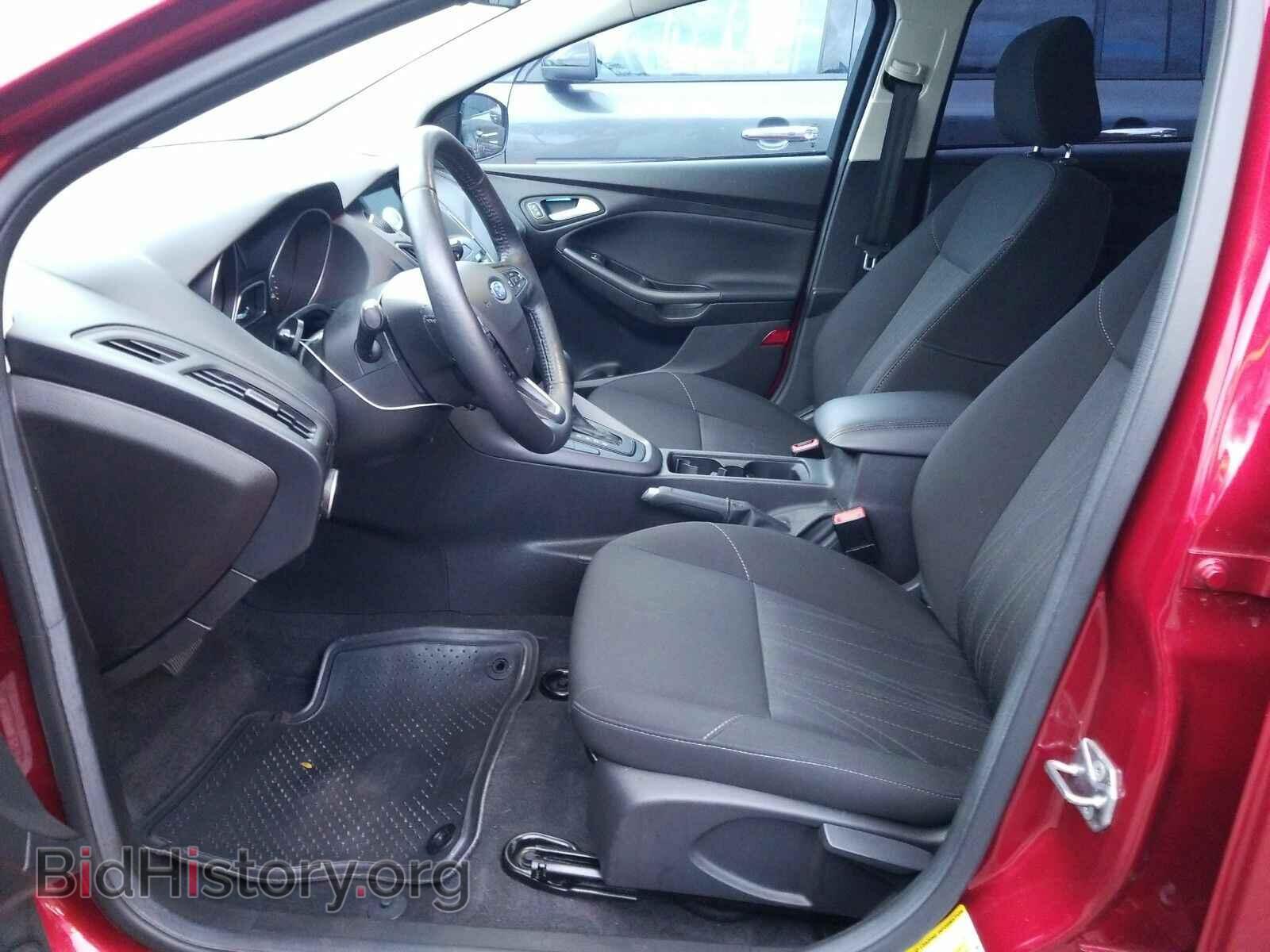 2017 Ford Focus - VIN: 1FADP3H28HL211113 - Фото 3